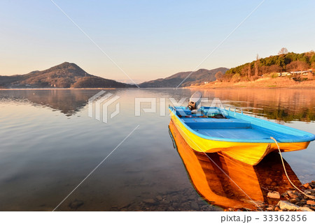 ボート 湖 交通 33362856