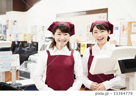 スーパー スーパーマーケット レジ 店員 スタッフ 女性 1人 スーパー スーパーマーケット レジ 店員 スタッフ 女性 1人 33364779