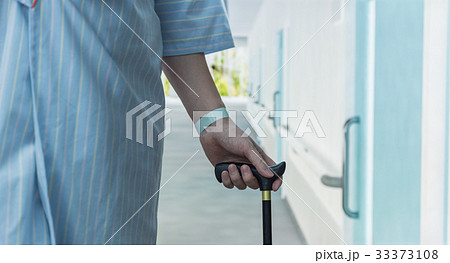 患者 33373108