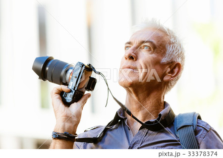 Looking for good shoots 33378374