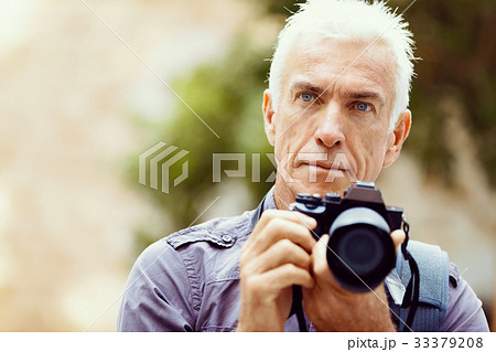 Looking for good shoots 33379208