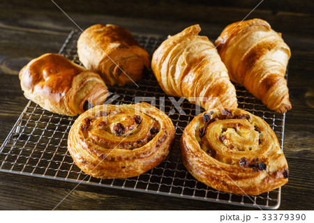 french pastries french pastries 33379390