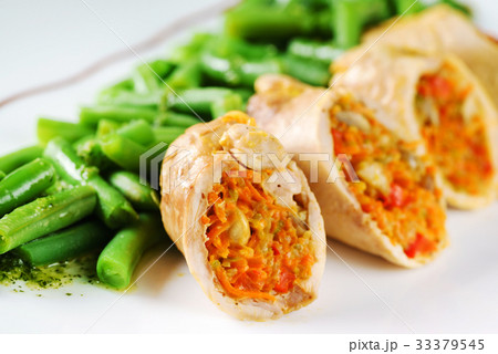 chicken rolls 33379545