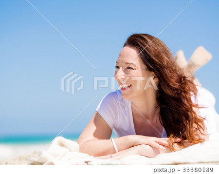 Beautiful day on the beach Beautiful day on the beach 33380189