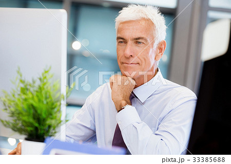Another office day in front of computer 33385688