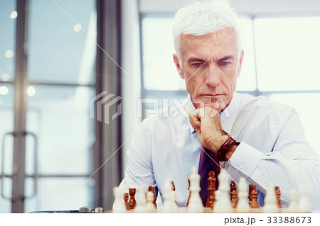 Thinking the next move 33388673