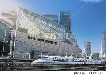 新幹線と東京国際フォーラム 33391213