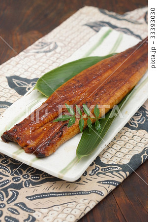うなぎの蒲焼き うなぎの蒲焼き 33393030