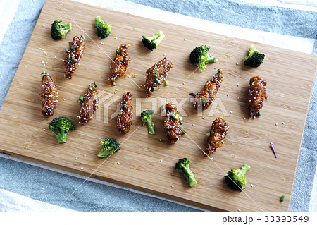 Korean sauce fried chicken wing Korean sauce fried chicken wing 33393549