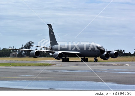 アメリカ空軍のKC135Rストラトタンカー 33394556