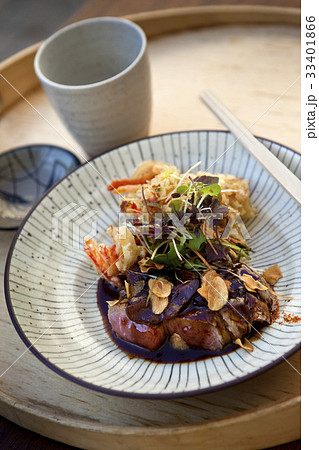 Japanese dish 33401866