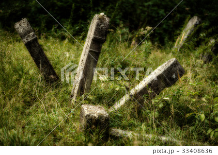 Old abandoned Jewish cemetery.  33408636
