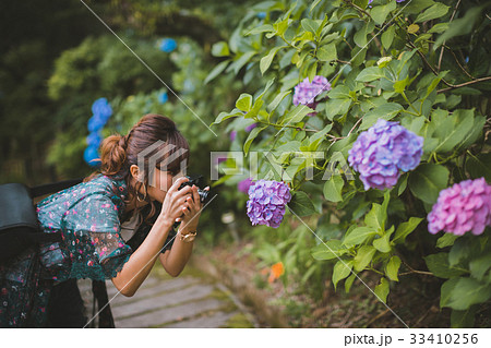 Photographer Photographer 33410256