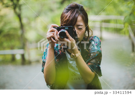 Photographer Photographer 33411594