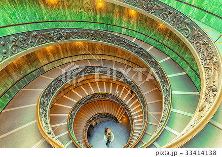 VATICAN-CITY, VATICAN- MAY 09, 2017 33414138