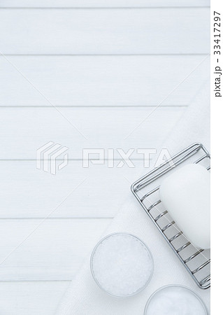 スパ・バスのイメージ　石鹸、バスソルト、ボディクリーム 33417297