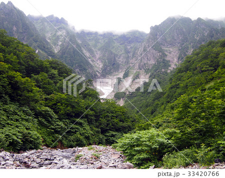夏の谷川岳一ノ倉沢 33420766