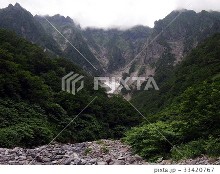 夏の谷川岳一ノ倉沢 33420767