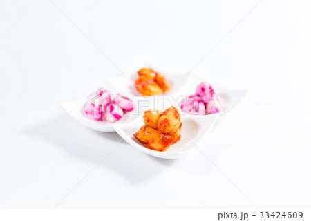 にんにくの紫蘇漬け にんにくの紫蘇漬け 33424609