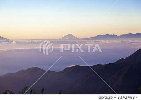 北アルプス・燕岳 33424837