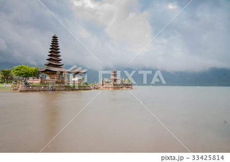 Pura Ulun Danu temple Pura Ulun Danu temple 33425814