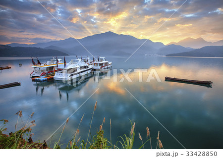 湖 湖上 一湖 33428850