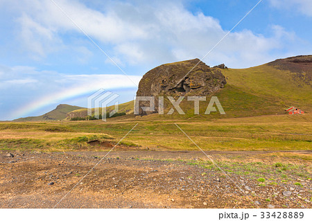 South Icelandic landscape with rainbow South Icelandic landscape with rainbow 33428889