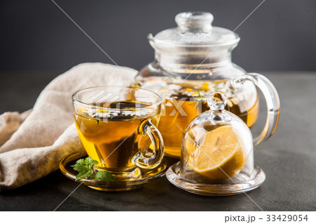 Cup of chamomile tea 33429054