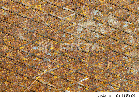 Rusty metal, close-up 33429834