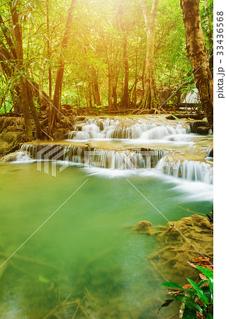 Level 7 of Huay Mae Kamin waterfall  33436568