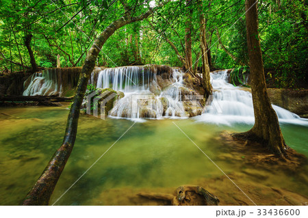 Level 7 of Huay Mae Kamin waterfall 33436600