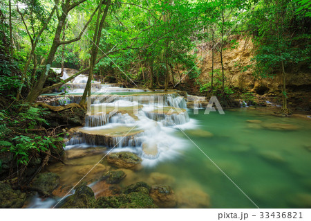 Level 1 of Huay Mae Kamin waterfall 33436821