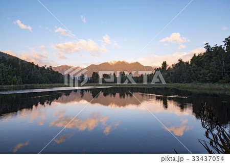 マチソン湖、Lake Matheson,Wahipounamu South New Zealand 33437054