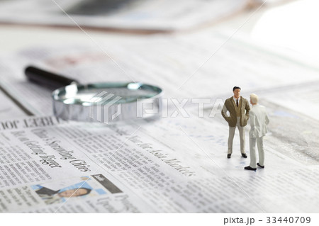 拡大鏡 老眼鏡 ミニチュア 33440709