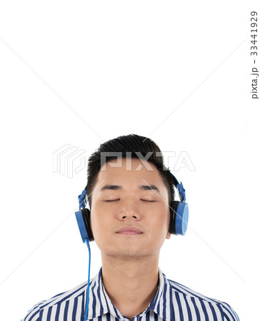 Enjoying music 33441929