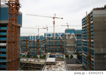 建設現場 クレーン 義王市 33442473