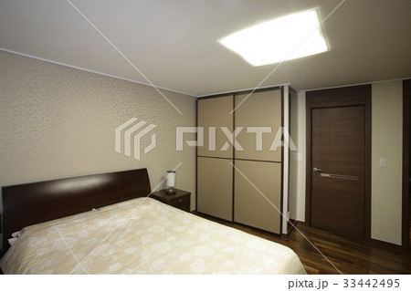 収納 住宅 ベッド 33442495