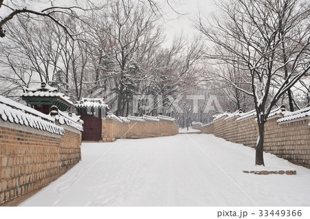 冬 ソウル 雪景色 33449366