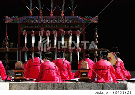 宮廷音楽 伝統的な衣装 伝統衣装 33451321