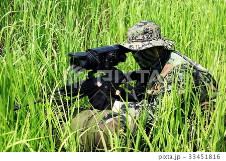 軍人 ボディペインティング 総 33451816