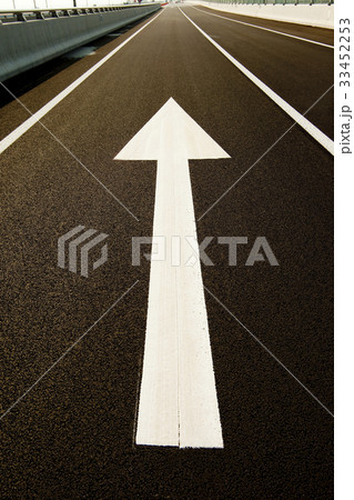 路面表示 道路 方向 33452253