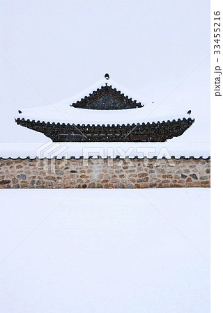 冬 記念館 フェンス 33455216