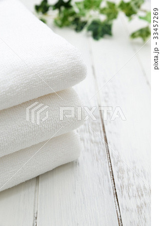 スパ・バスのイメージ　白いタオル 33457269