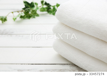 スパ・バスのイメージ　白いタオル 33457274