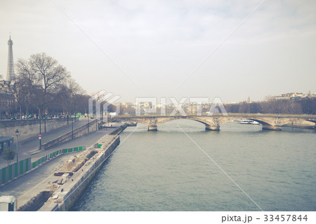 Seine river 33457844