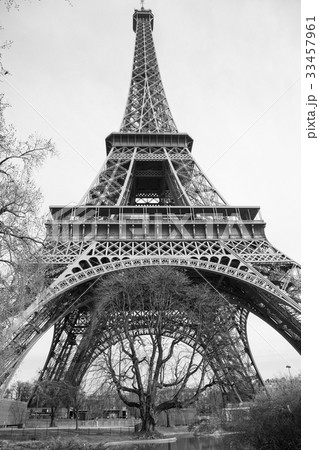 Eiffel tower 33457961