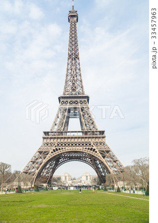 Eiffel tower 33457963