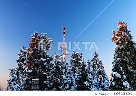 Antenna at mountain 33458856