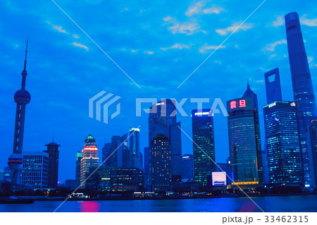 上海の夜景、金融街、外灘の夜 上海の夜景、金融街、外灘の夜 33462315