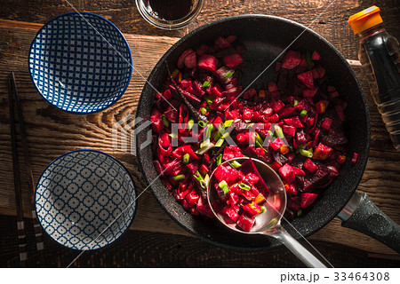 Cooked vegetables according to Chinese recipe 33464308